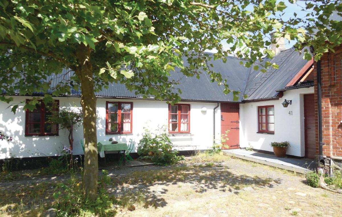 2 Bedroom Beautiful Home In Skillinge