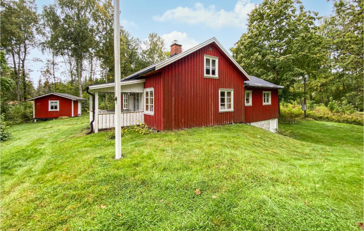 3 Bedroom Cozy Home In Lngserud