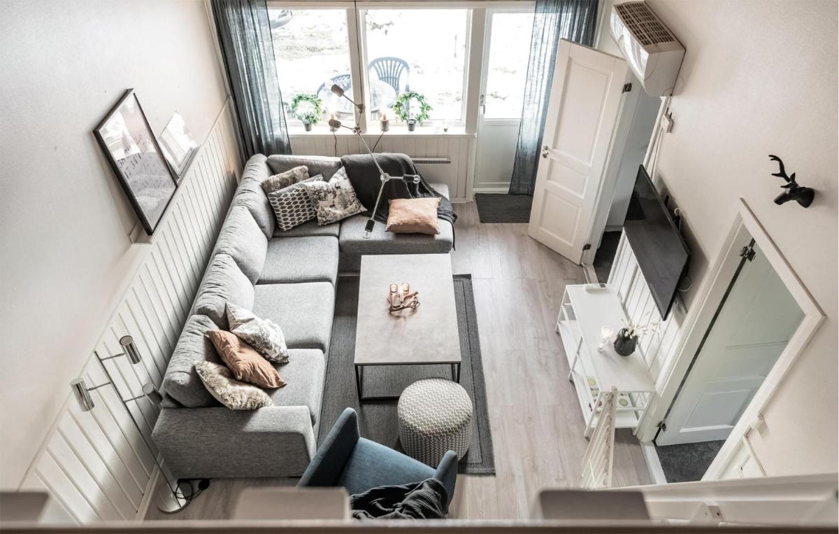 3 Bedroom Nice Apartment In Branäs