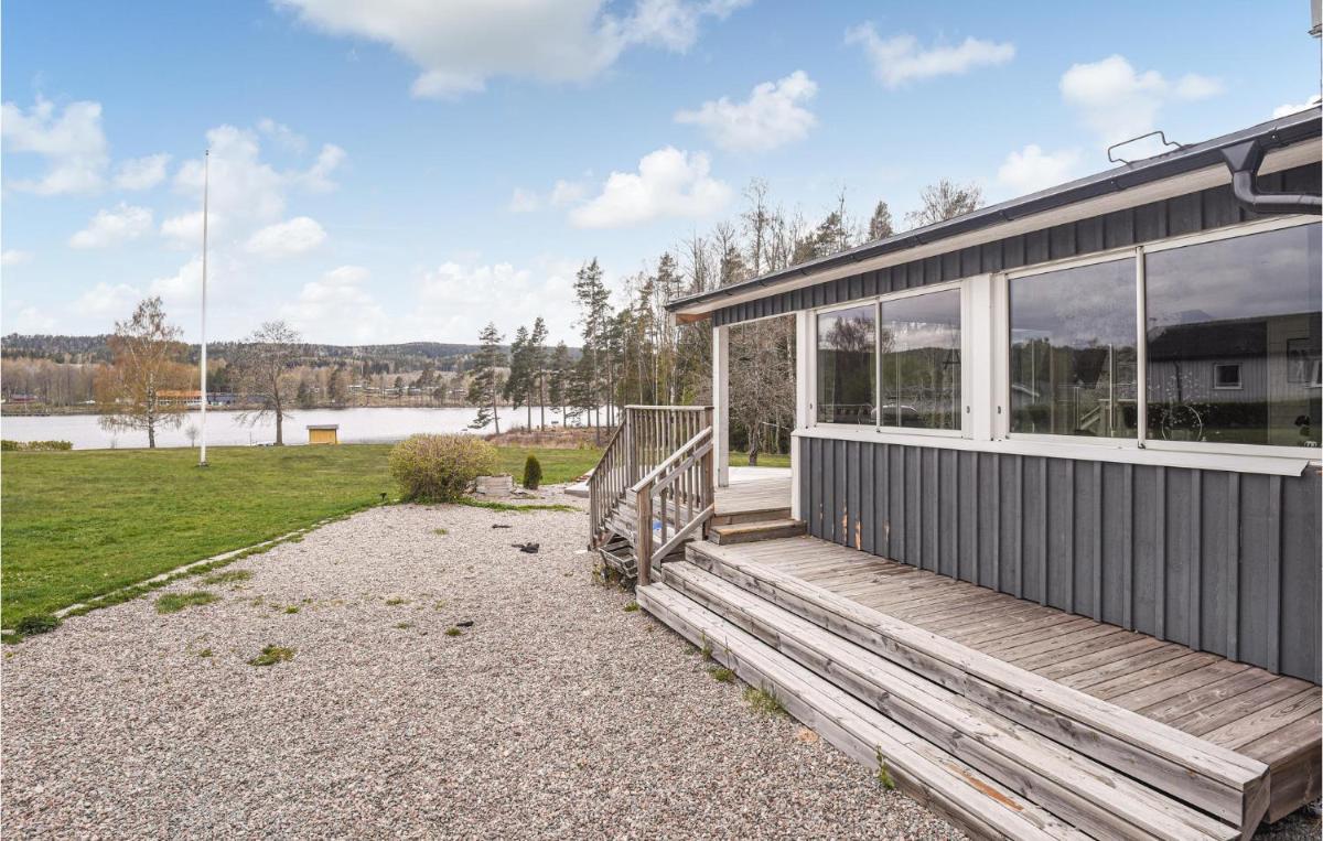 4 Bedroom Beach Front Home In Dals Långed