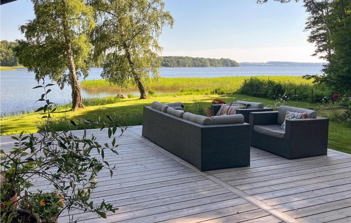 Amazing Home In Höör With Wifi