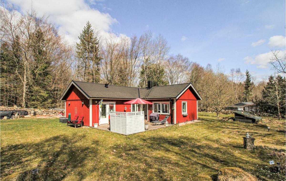 Awesome Home In Hörby With Kitchen