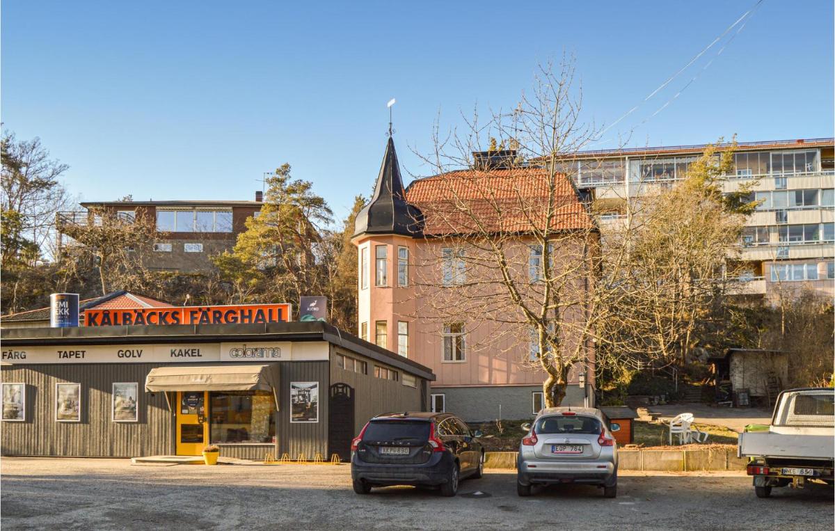 Beautiful Apartment In Nynshamn With Kitchen
