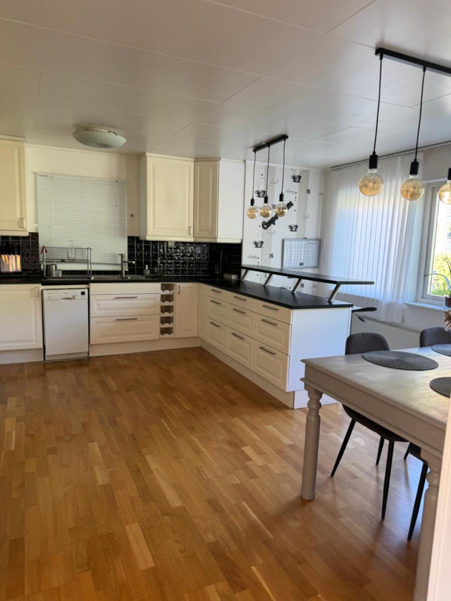 Boende i villaområde nära stan