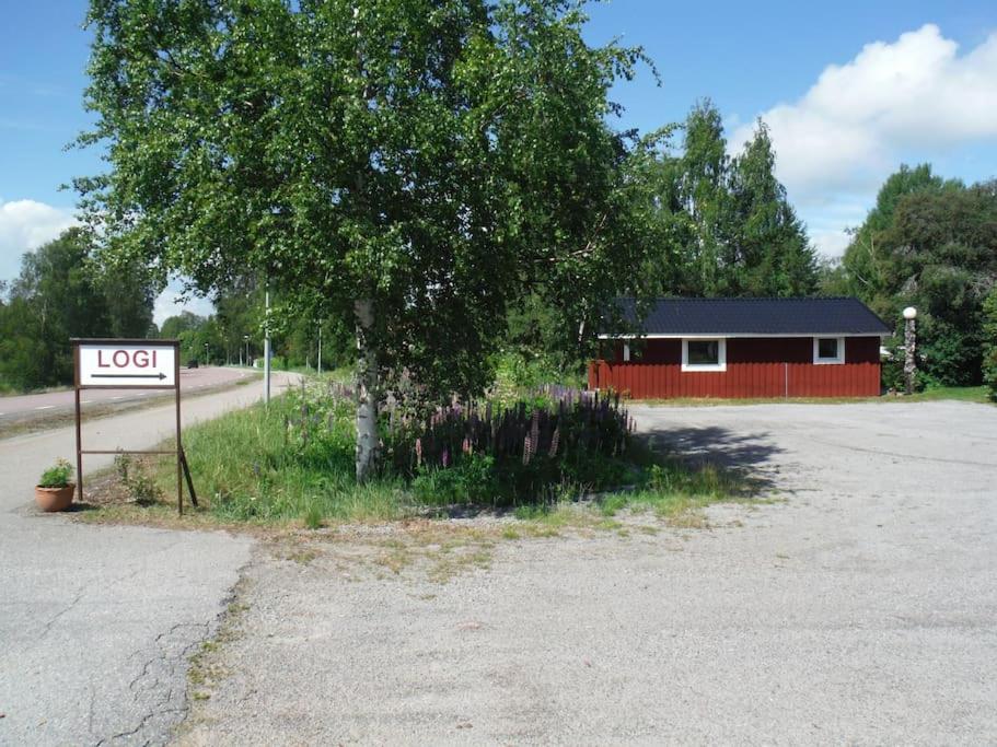 Cozy Cabin at The Freedom Center