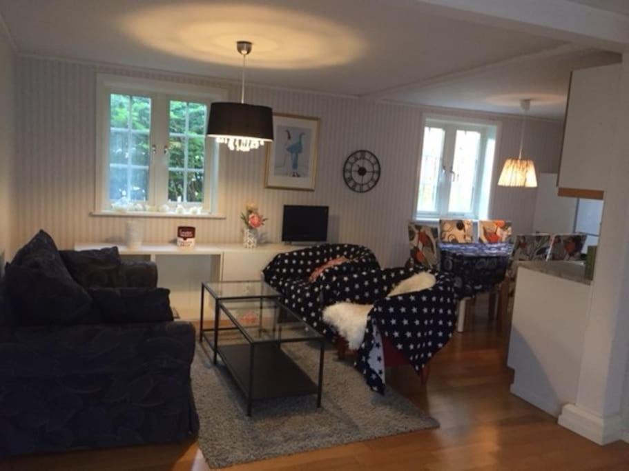 Fräsch lägenhet mitt i Trosa.