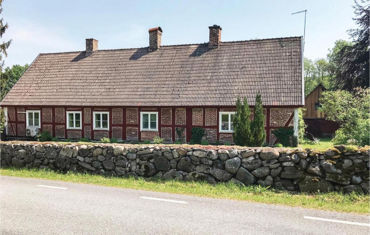 Gorgeous Home In Vinslv With Wifi