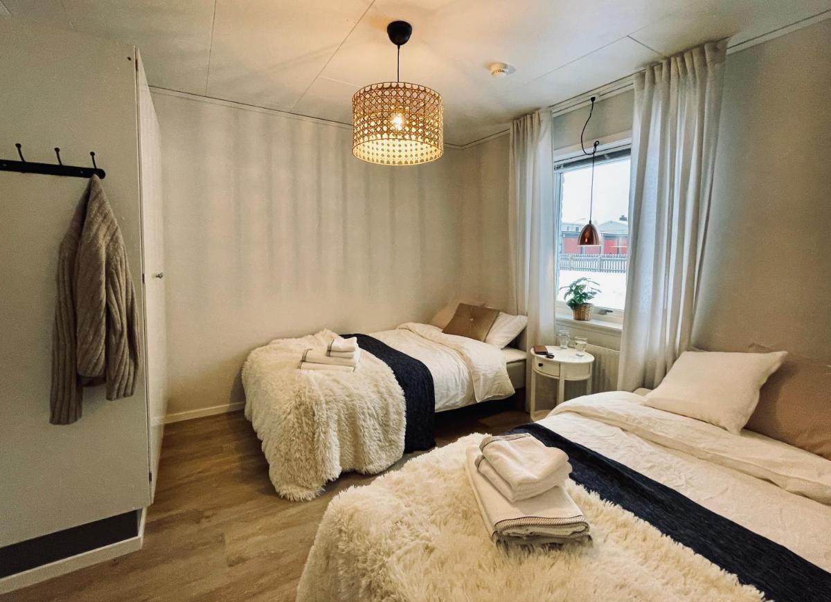 Guestly Homes - Spacious 3BR Apartment with 6 Beds