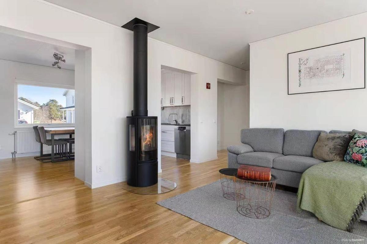Havsnära Nybyggd Modern villa uthyres året runt!