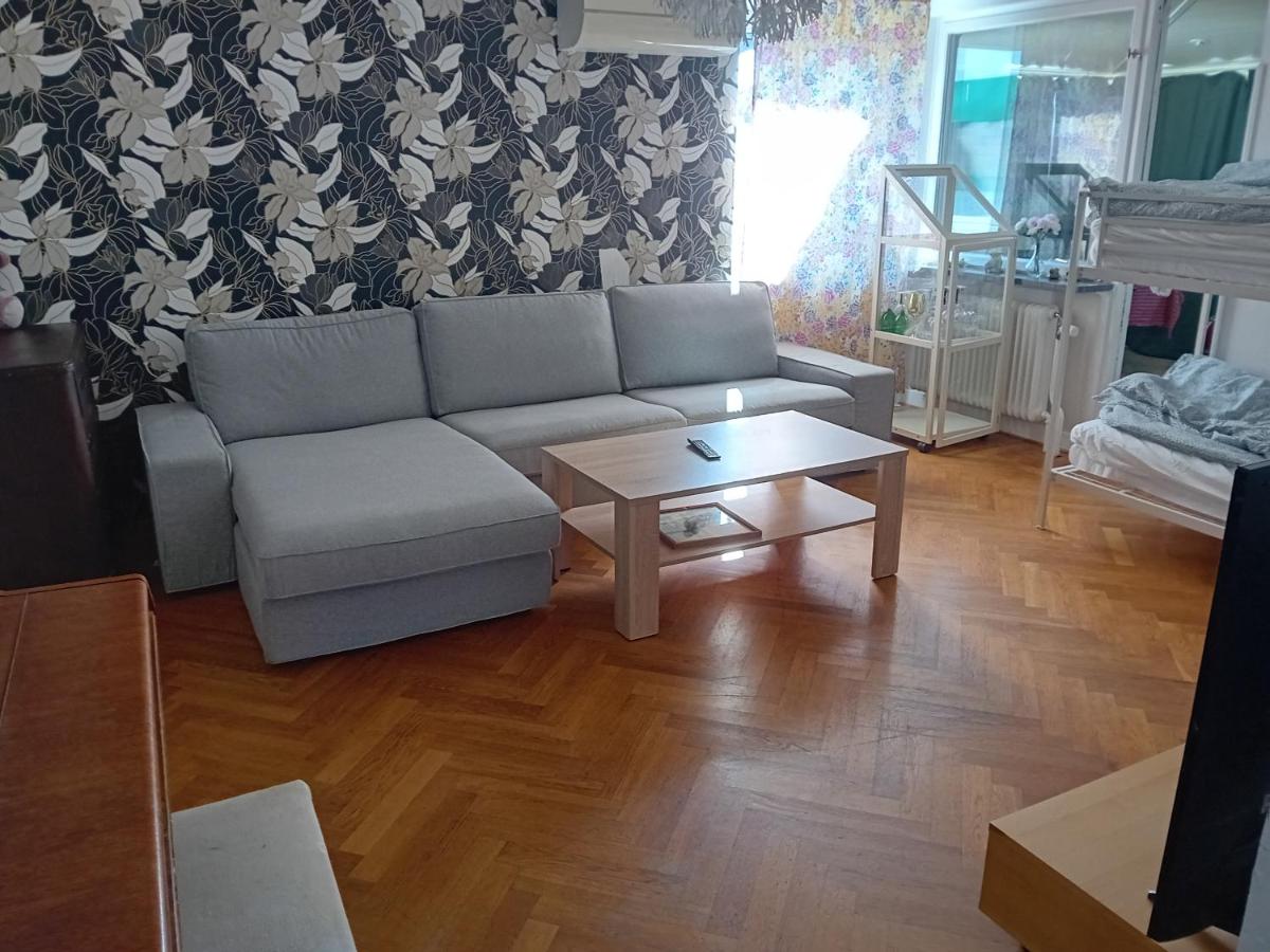 Naza cool villa!