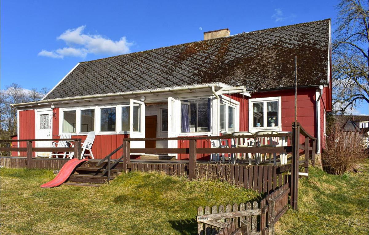 Pet Friendly Home In Vittsj With Kitchen