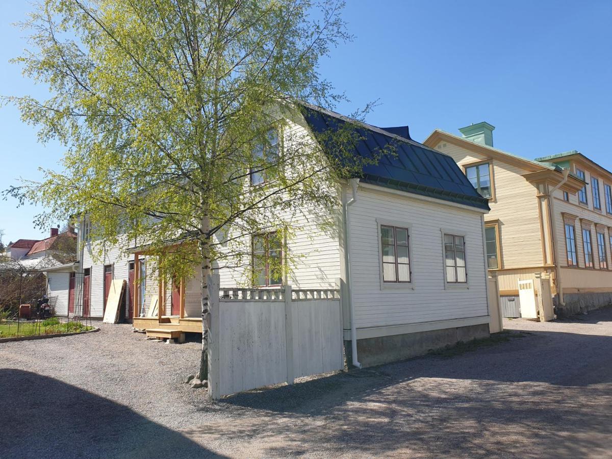 Välrenoverad fin lägenhet i charmigt område